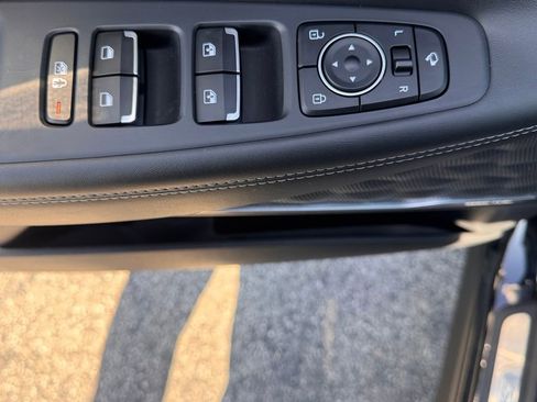 Used 2023 Hyundai Santa Fe Limited image 16