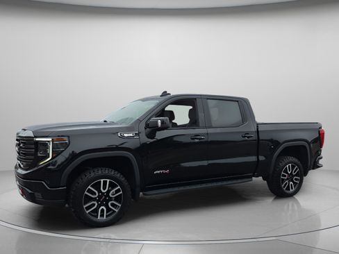 Used 2023 GMC Sierra 1500 AT4 w/ AT4 Premium Package image 2