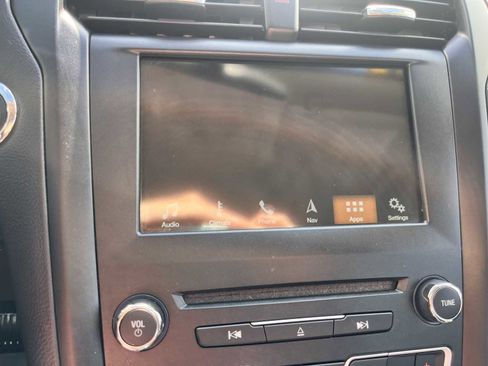 Used 2018 Ford Fusion SE w/ Equipment Group 201A image 10