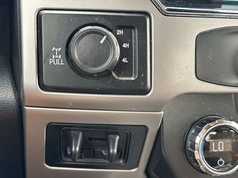 Certified 2022 Ford F250 Lariat w/ Lariat Ultimate Package image 24