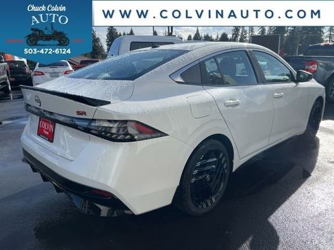 New 2026 Nissan Sentra SR w/ Floor Mat Package image 7