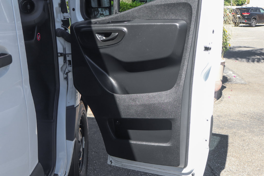 Used 2025 Mercedes-Benz Sprinter 2500 image 40