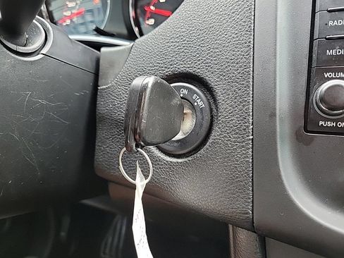 Used 2014 Dodge Avenger SXT w/ Sun/Sound Group FWD image 27