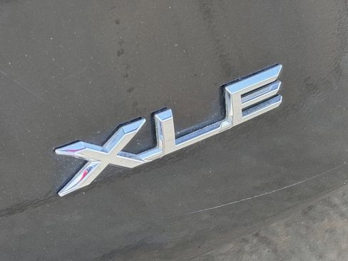 Used 2025 Toyota Grand Highlander FWD image 11
