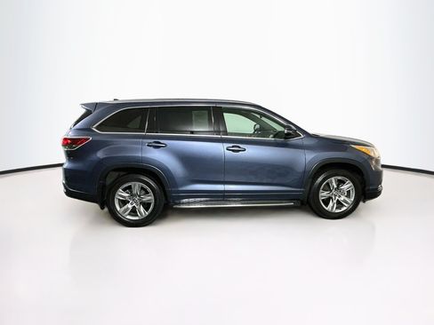 Used 2016 Toyota Highlander Limited Platinum FWD image 10