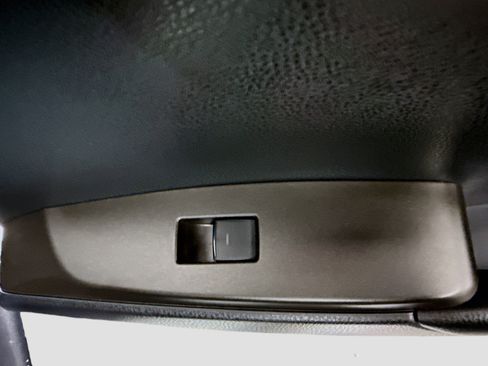 Used 2024 Toyota Camry SE image 30