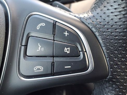 Used 2019 Mercedes-Benz GLA 250 GLA 250 4MATIC image 31