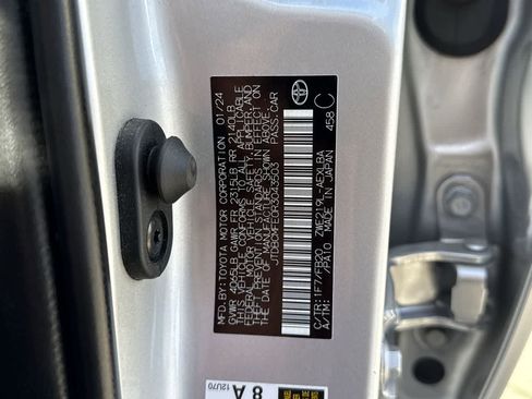 Used 2024 Toyota Corolla LE image 24