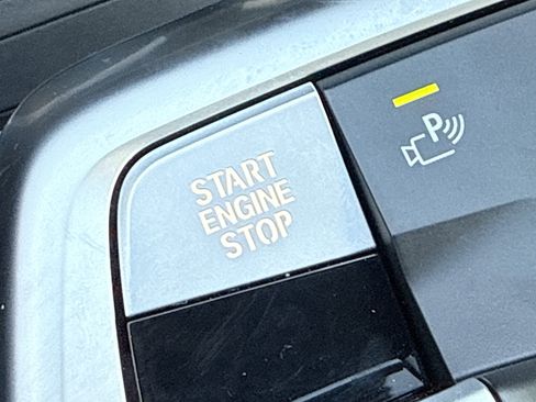 Used 2025 BMW X1 xDrive28i w/ Convenience Package image 37