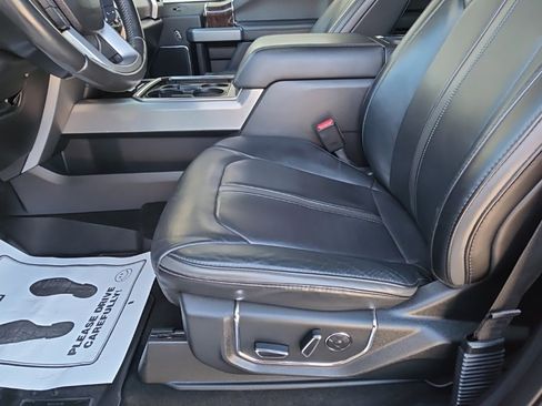 Used 2017 Ford F350 Platinum w/ Platinum Ultimate Package image 2