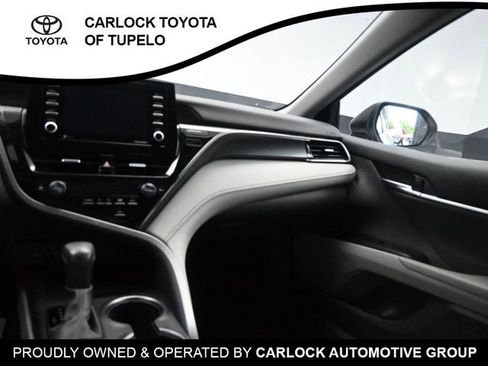 Used 2022 Toyota Camry SE FWD image 22