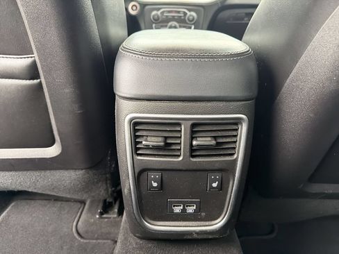 Used 2019 Dodge Charger SXT w/ Plus Group AWD/4WD image 22