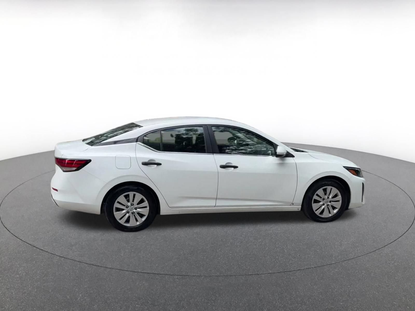 Used 2025 Nissan Sentra S FWD image 13