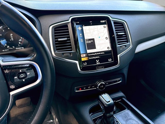 Used 2022 Volvo XC90 T5 Momentum FWD image 8