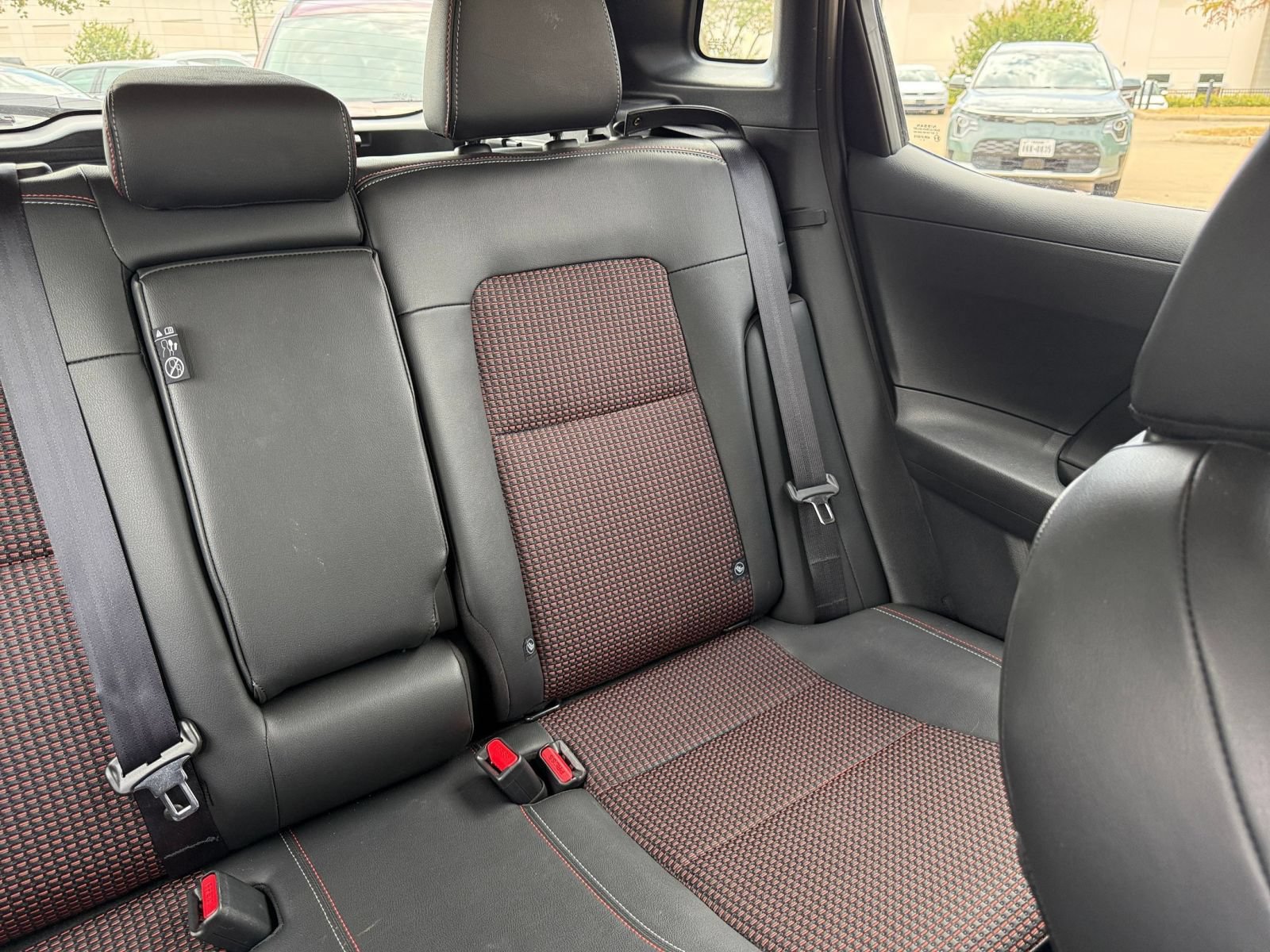 Used 2026 Nissan Kicks SR AWD/4WD image 36