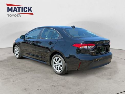 Used 2023 Toyota Corolla LE w/ Carpet Mat Package (TMS) FWD image 5