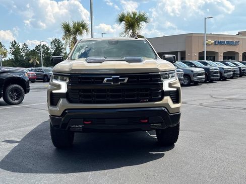 Used 2023 Chevrolet Silverado 1500 LT Trail Boss w/ Protection Package AWD/4WD image 2