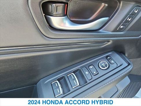 Used 2024 Honda Accord Sport image 13
