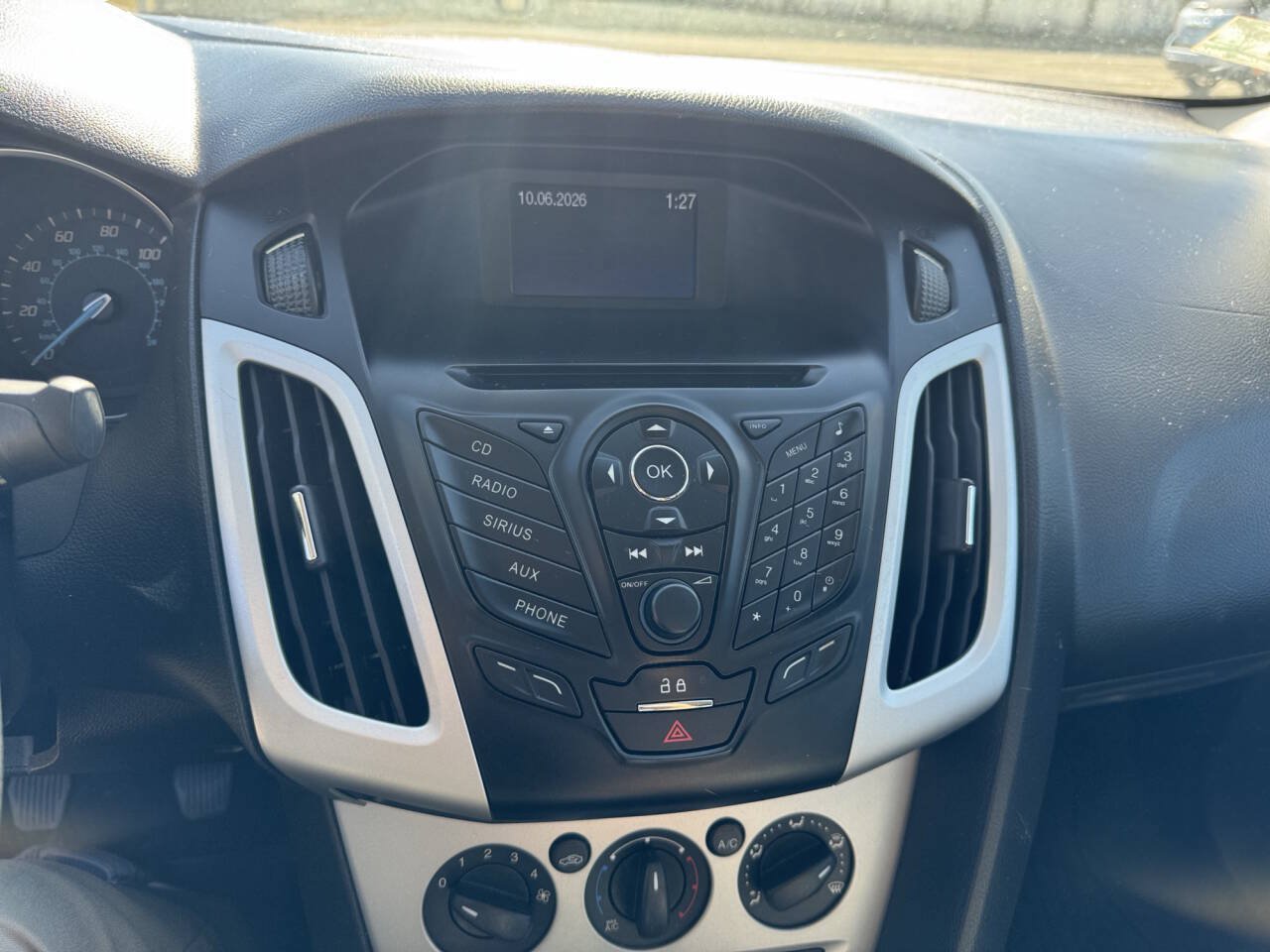 Used 2013 Ford Focus SE FWD image 34