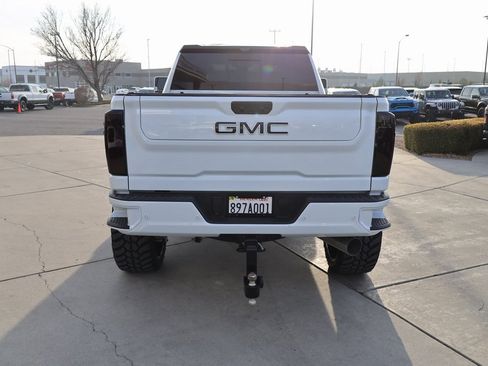 Used 2026 GMC Sierra 3500 Denali Ultimate image 5