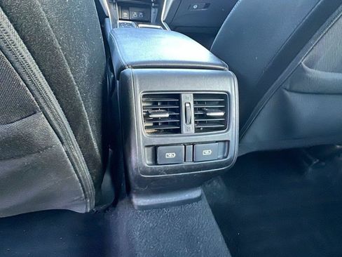 Used 2021 Honda Accord EX image 21