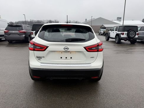 Used 2021 Nissan Rogue Sport S image 7