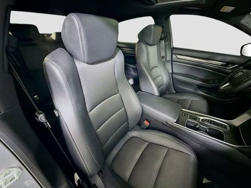Used 2022 Honda Accord Sport image 26