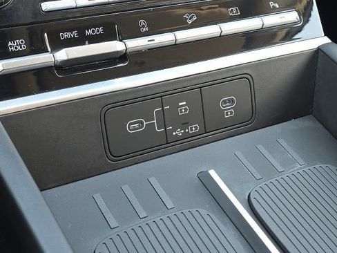 Used 2024 Hyundai Santa Fe SE FWD image 35