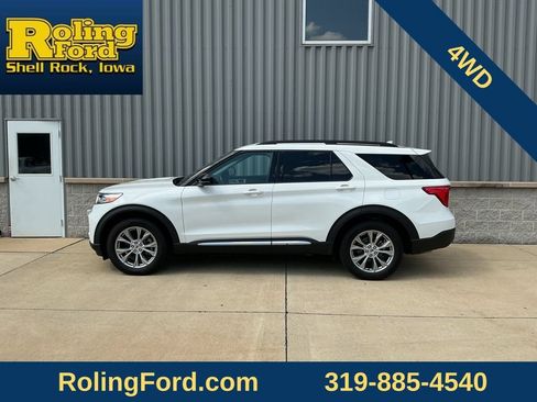 Used 2024 Ford Explorer XLT w/ Equipment Group 202A AWD/4WD image 2