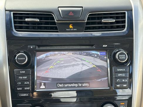 Used 2015 Nissan Altima 2.5 SL w/ Technology Package image 11