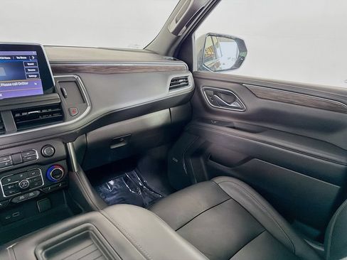Used 2021 Chevrolet Tahoe LT AWD/4WD image 22