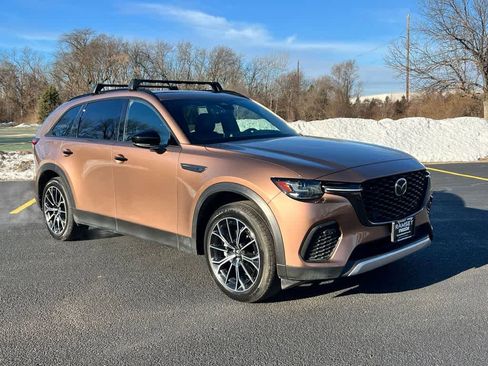 Certified 2025 MAZDA CX-70 Plug-In Hybrid w/ Premium Plus image 8