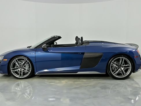 Used 2020 Audi R8 V10 performance image 8