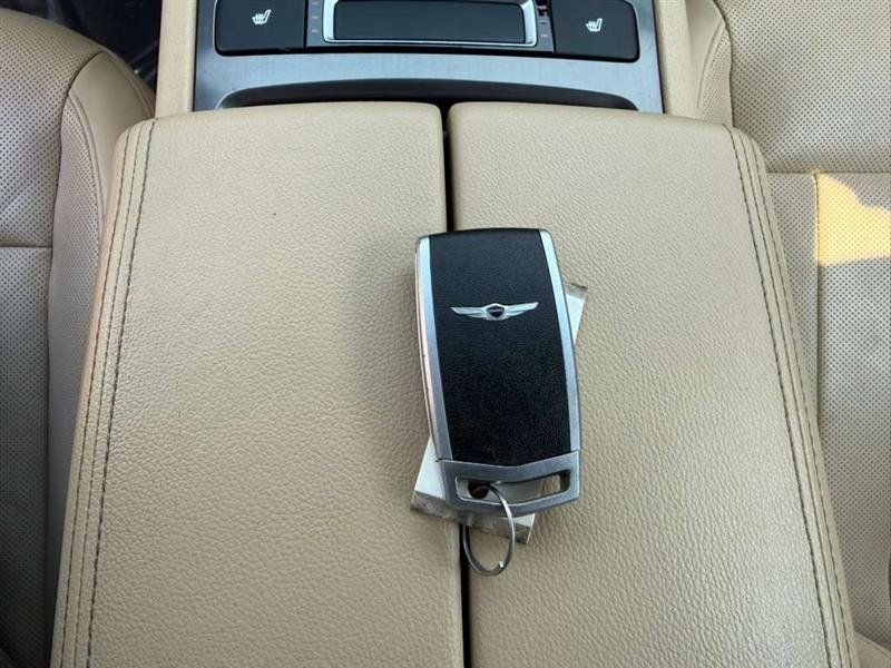Used 2018 Genesis G80 3.8 RWD image 40