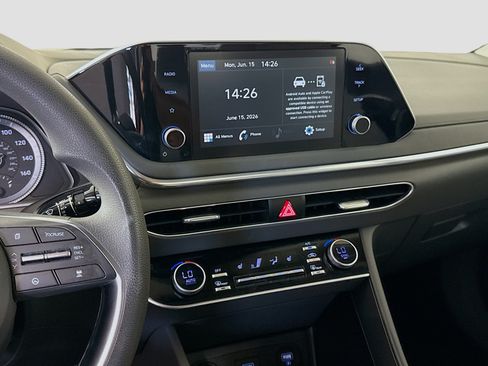Used 2021 Hyundai Sonata SEL w/ Preferred Accessory Package FWD image 18