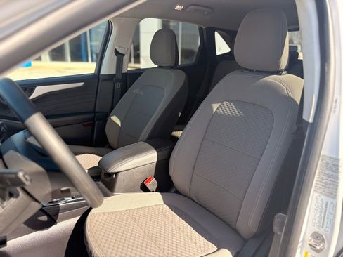 Used 2022 Ford Escape SE AWD/4WD image 14