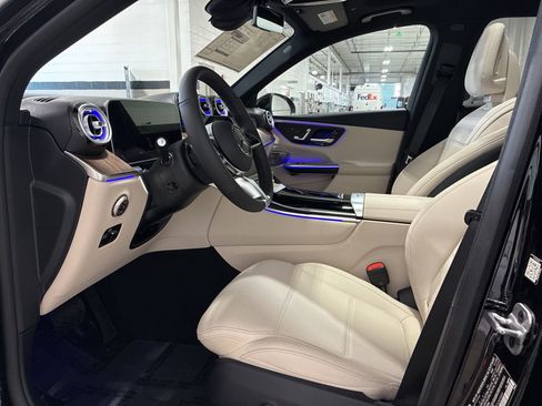 New 2026 Mercedes-Benz GLC 300 4MATIC image 7