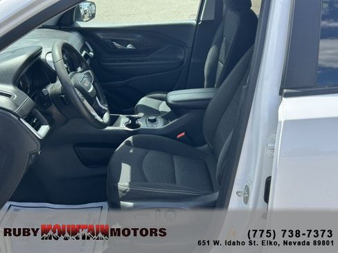Used 2022 GMC Terrain SLE w/ Driver Convenience Package AWD/4WD image 11