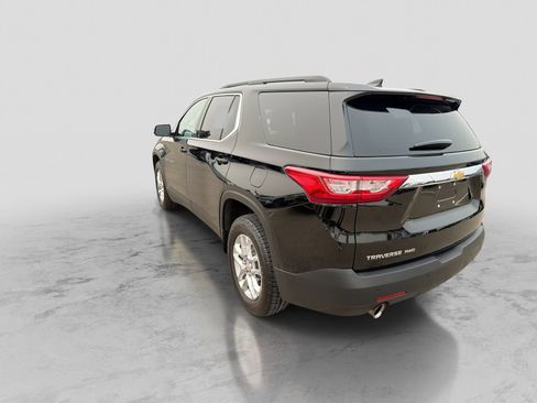 Used 2020 Chevrolet Traverse LT w/ Driver Confidence II Package AWD/4WD image 5