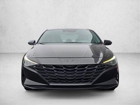 Used 2023 Hyundai Elantra SE w/ Cargo Package image 8