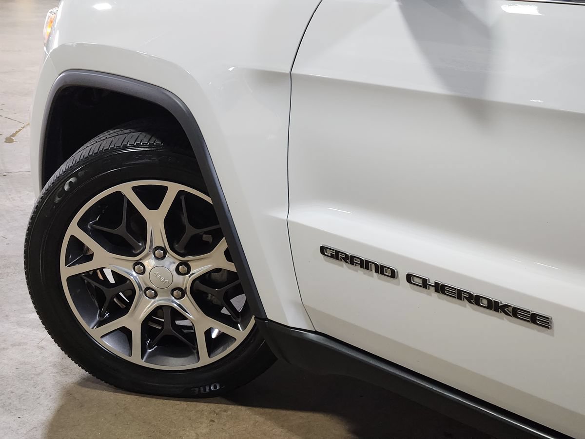 Used 2019 Jeep Grand Cherokee Limited RWD image 23