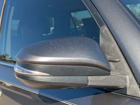 Used 2016 Toyota 4Runner Limited image 11