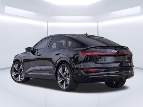 Used 2022 Audi e-tron Prestige AWD/4WD image 7