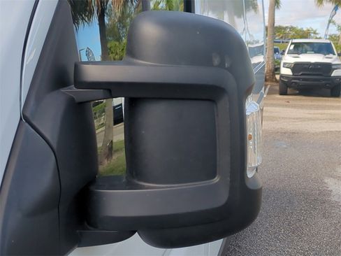Used 2023 RAM ProMaster 2500 image 12