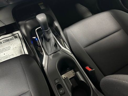 Used 2025 Toyota Corolla LE w/ LE Premium Package image 37