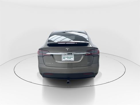 Used 2016 Tesla Model X 90D image 7