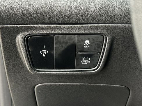 Used 2022 Hyundai Tucson Blue image 26