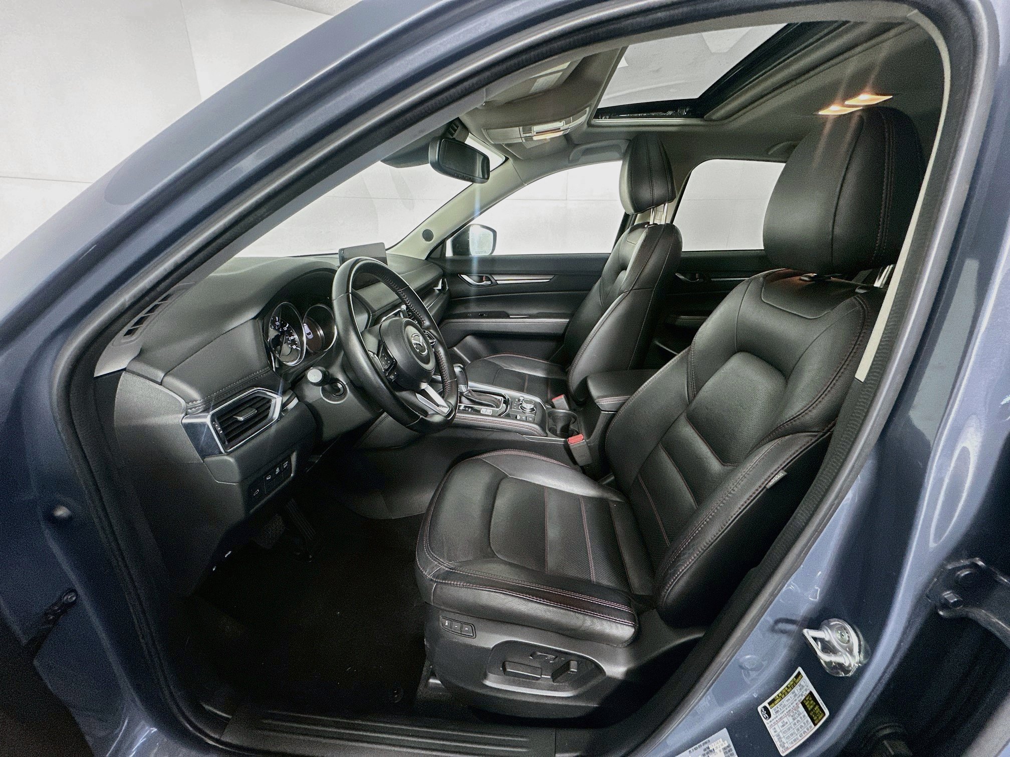 Used 2025 MAZDA CX-5 Carbon Edition AWD/4WD image 13