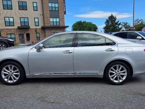 Used 2010 Lexus ES 350 FWD image 4