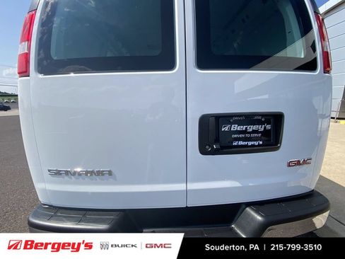 New 2025 GMC Savana 3500 w/ Driver Convenience Package RWD image 34